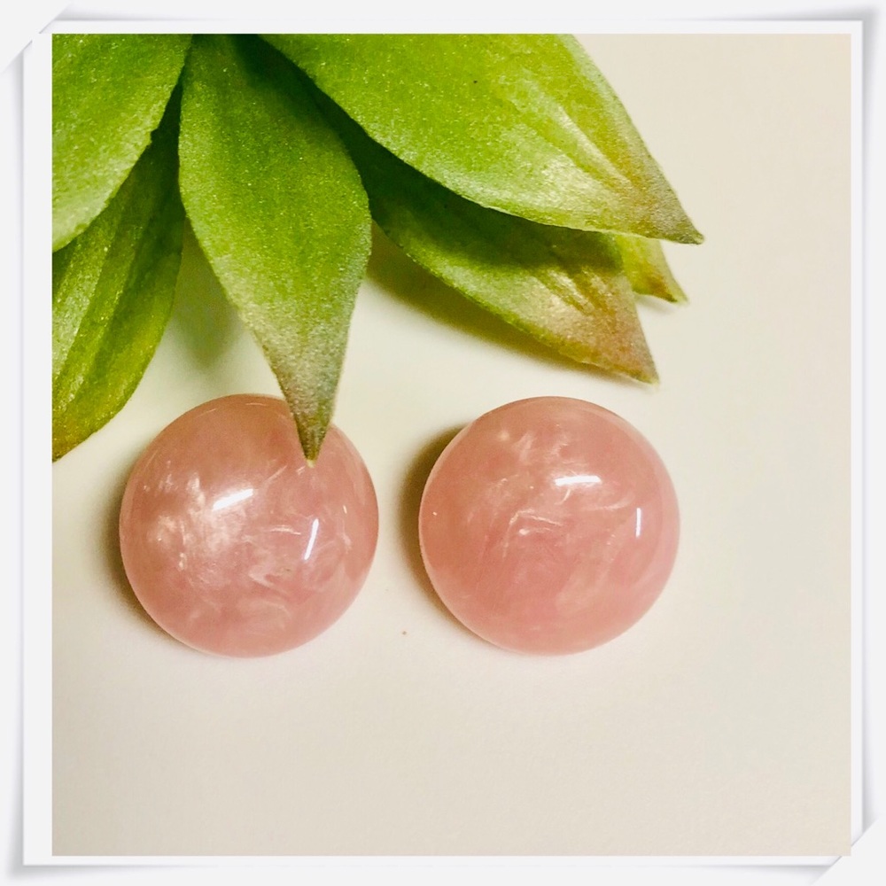🌸Vintage Cashmere Pink Button earrings